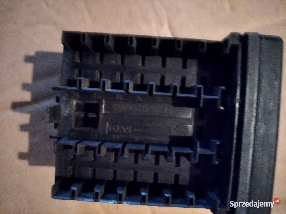 peugeot 106 citroen saxo skrzynka bezpiecznikowa Chełm