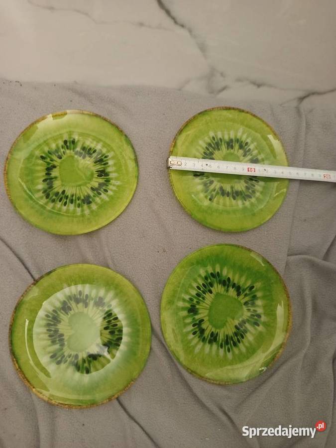 Piękny kolekcjonerski zestaw zielonych talerzy Kępno