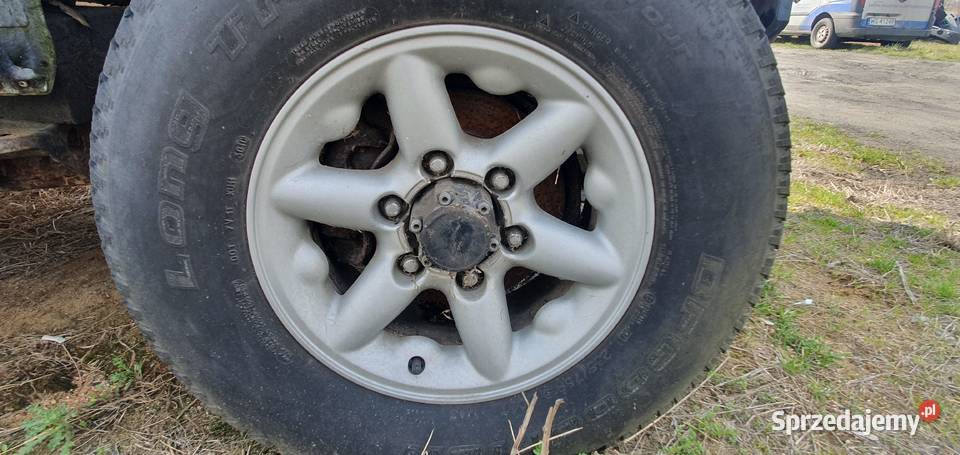 Nissan Terrano Ford Maverick Felgi opony Garwolin