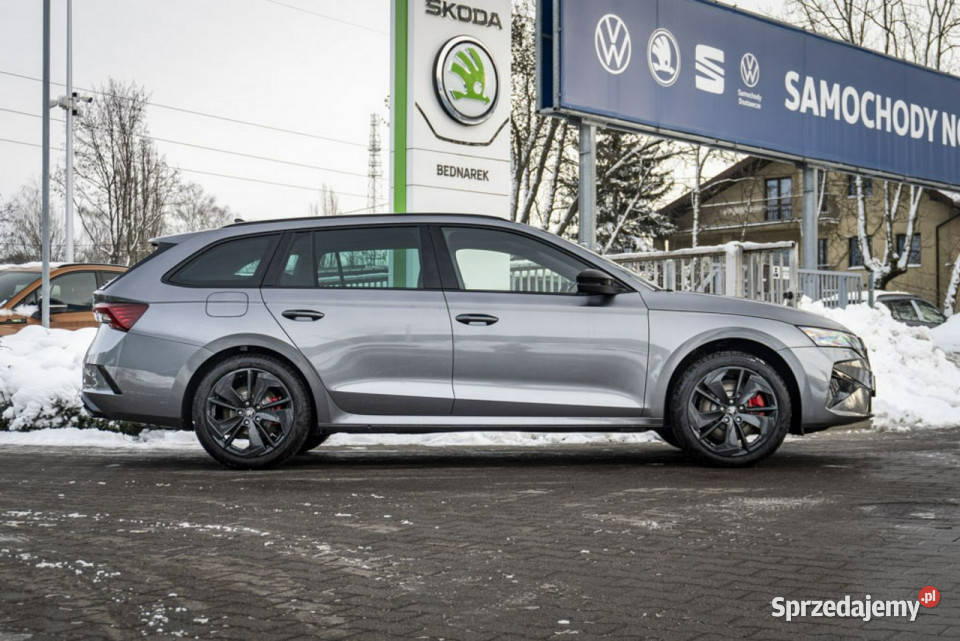 koda Octavia Combi RS 20 TSI 265 DSG Dostępna bluetooth Łódź