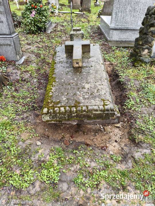 Grobowiec na Cmentarzu rakowickim sprzedam