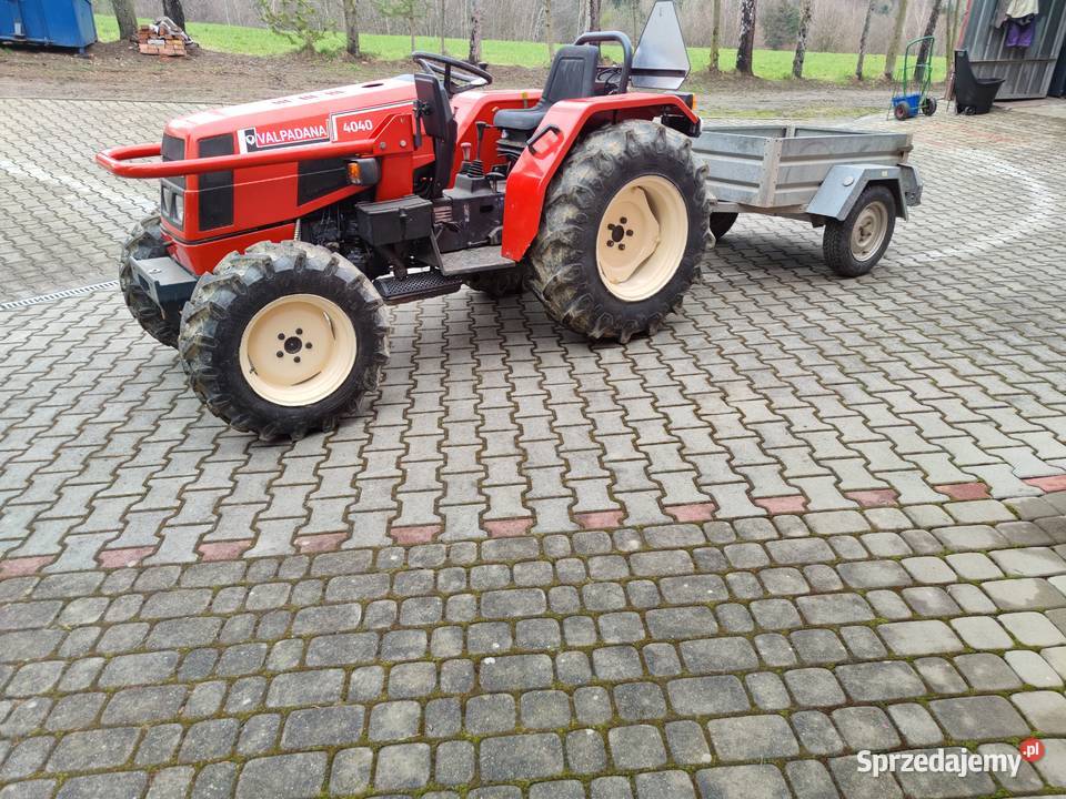 Piękny Zestaw Ciągnik Valpadana 4x4 Z Przyczepą małopolskie Bobowa