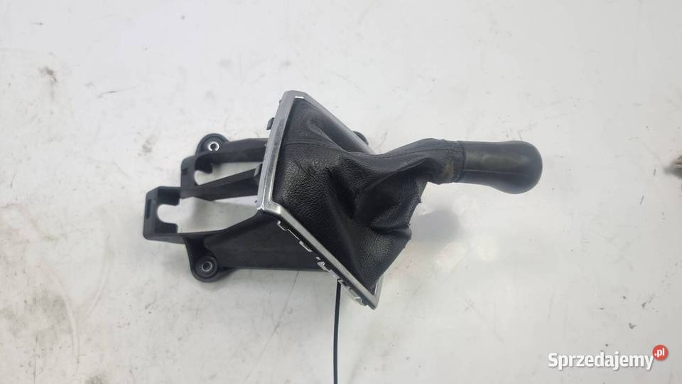 GAŁKA ZMIANY BIEGÓW TOYOTA COROLLA VERSO Lipno