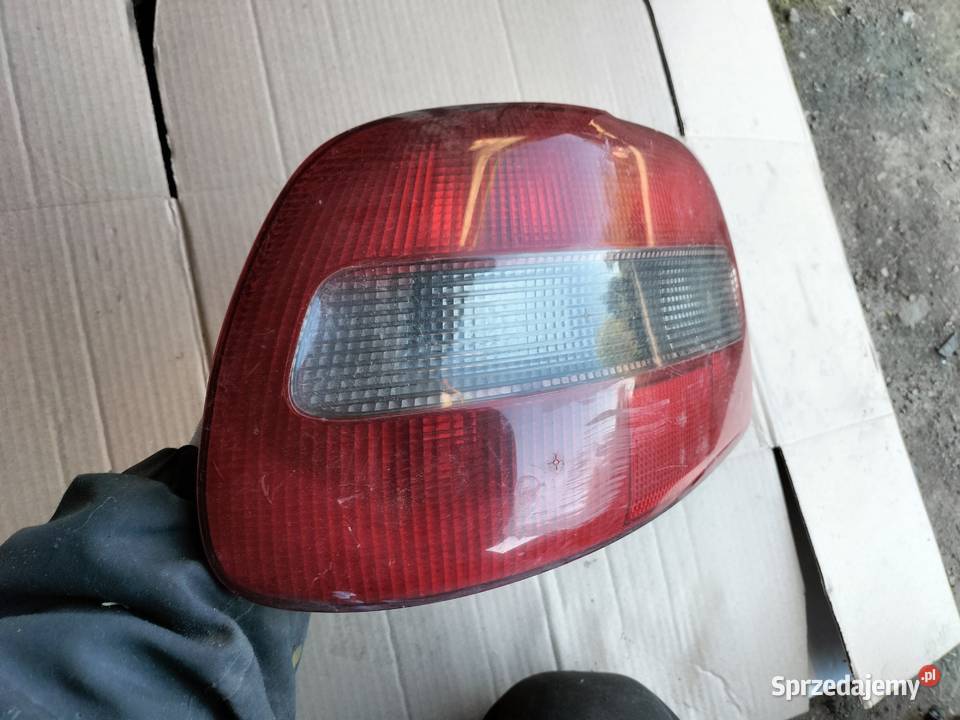 Volvo S40 LAMPA LEWY TYŁ LEWA TYLNA WKŁAD LAMPY lubelskie Kamień-Kolonia