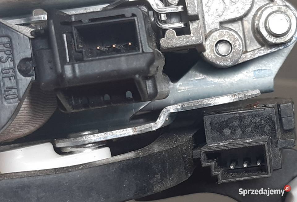SOCZEWKA ŻARÓWKA SLINICZEK SKRĘTU XENON SKODA Mielęcin