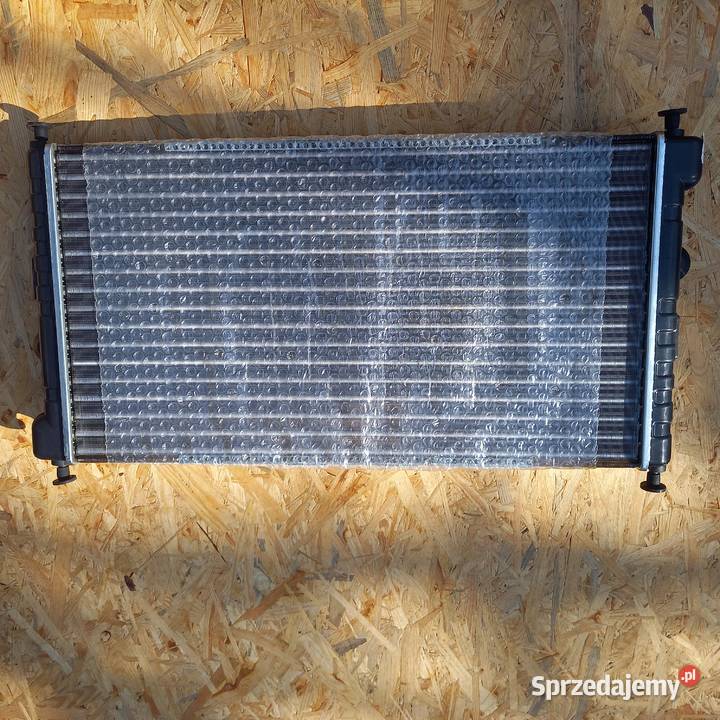 1170015901082 Chłodnica cieczy FSO Polonez Kraków