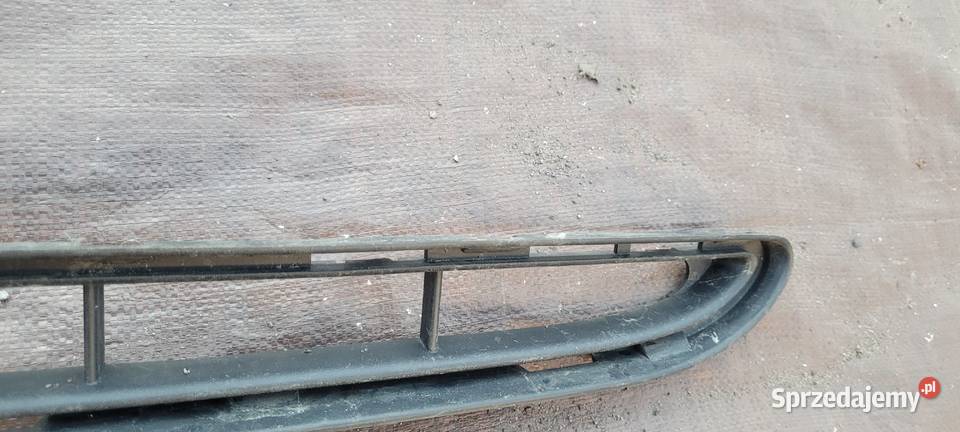 RENAULT CLIO III ATRAPA GRILL KRATKA ŚRODKOWA Ruda Śląska