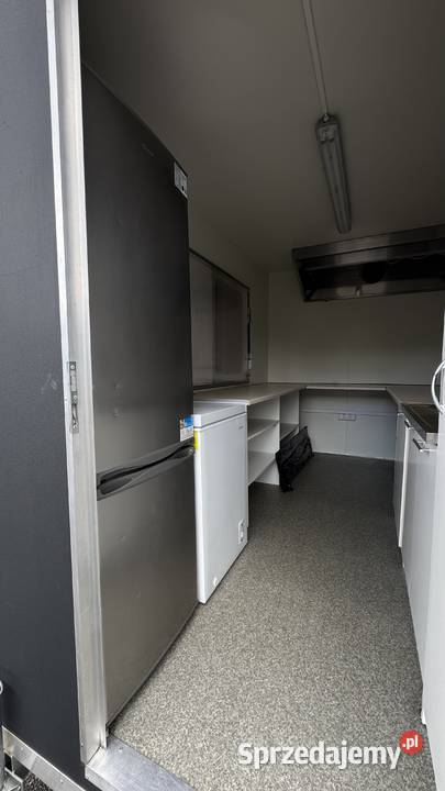 Przyczepa gastronomiczna 35m na wynajem gastronomiczne sprzedam