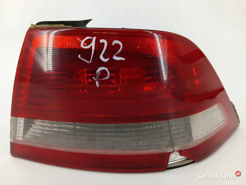 LAMPA TYŁ PRAWA SEDAN USZKODZONA Saab 93 II Lampy tylne