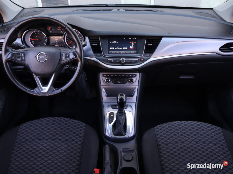 Opel Astra 14 T automatyczna