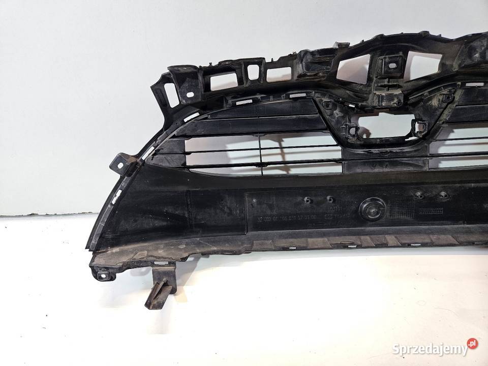 TOYOTA YARIS 4 IV KRATKA ŚRODKOWA GRILL ATRAPA wielkopolskie Międzychód