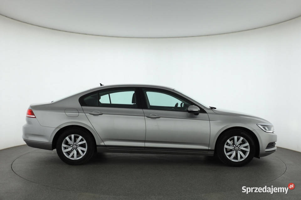 VW Passat 14 TSI system Start-Stop Piaseczno