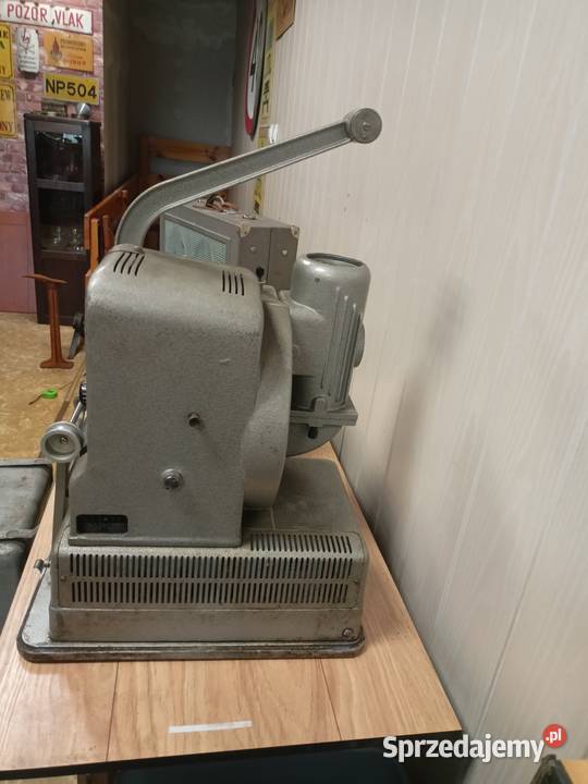 Stary Projektor filmowy ŁZK Wołczyn