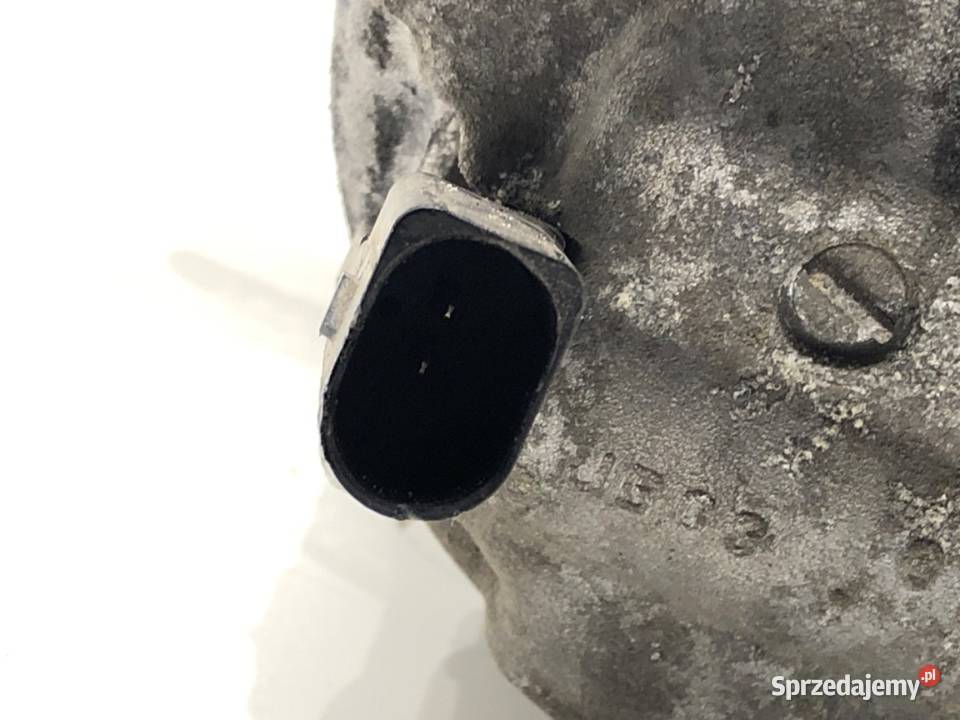 SPRĘŻARKA KLIMATYZACJI VW TROC 5Q0816803D 15 150