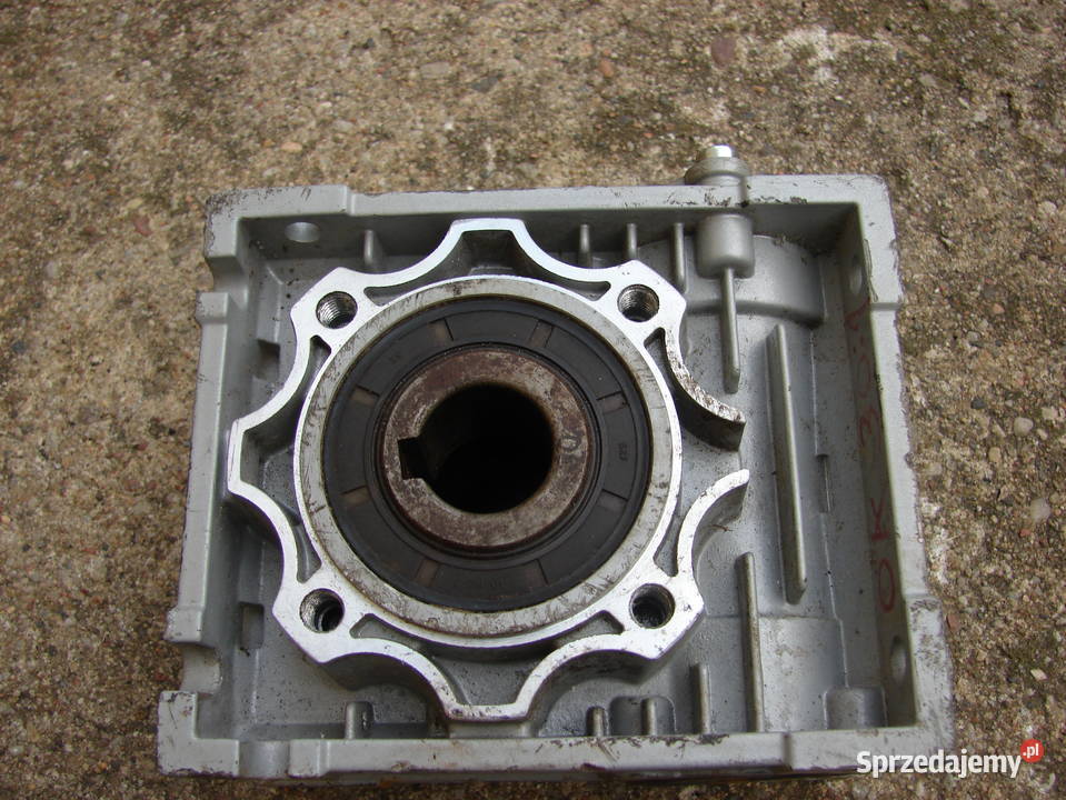 Przekładnia ślimakowa przełożenie 30 do 1