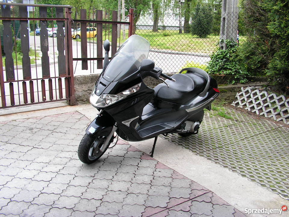 PIAGGIO X8 125 c X EVO X9 yamaha Xmax majesty