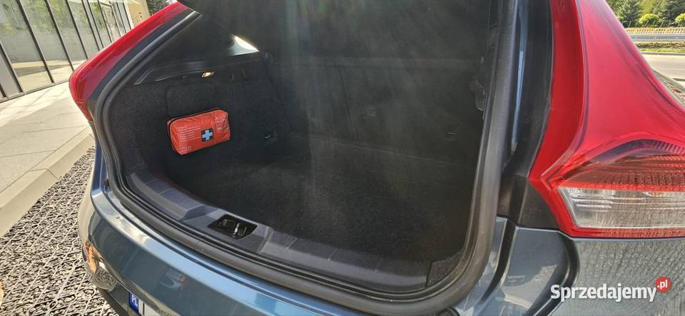 Volvo v40 Kinetic 16 Manual Serwisowany Super manualna Biskupice