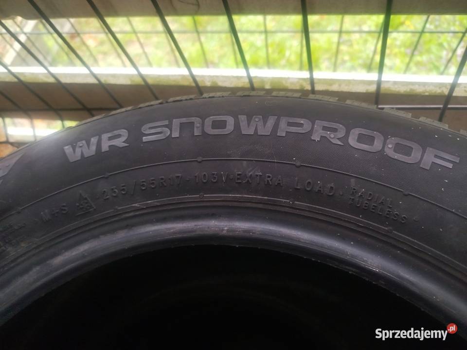 Komplet opon zimowych Nokian Snowproof WR 16cale