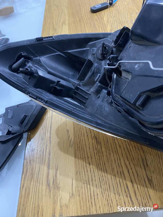 Lampa Volvo C30 lift lewa osobowe Płock