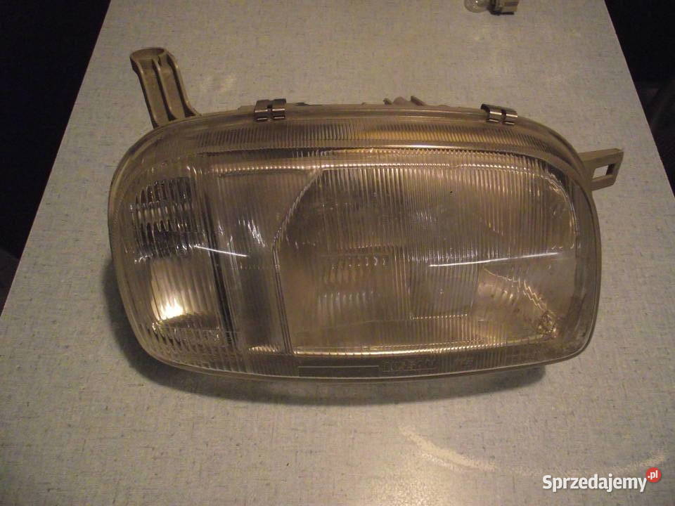 Szkło reflektora Nissan Micra Wrocław