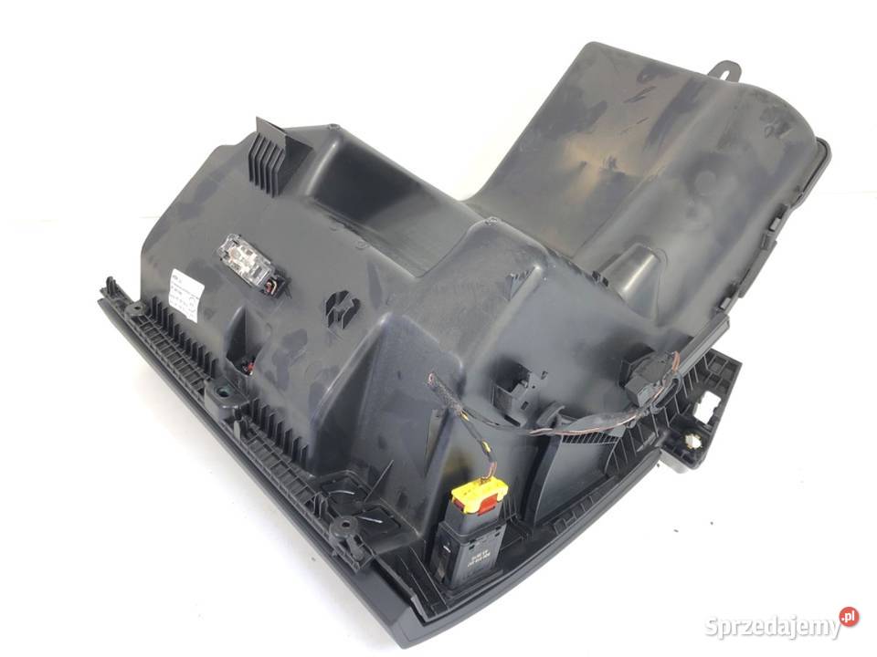 SCHOWEK PASAŻERA SKODA FABIA III Hatchback Schowki, półki podkarpackie