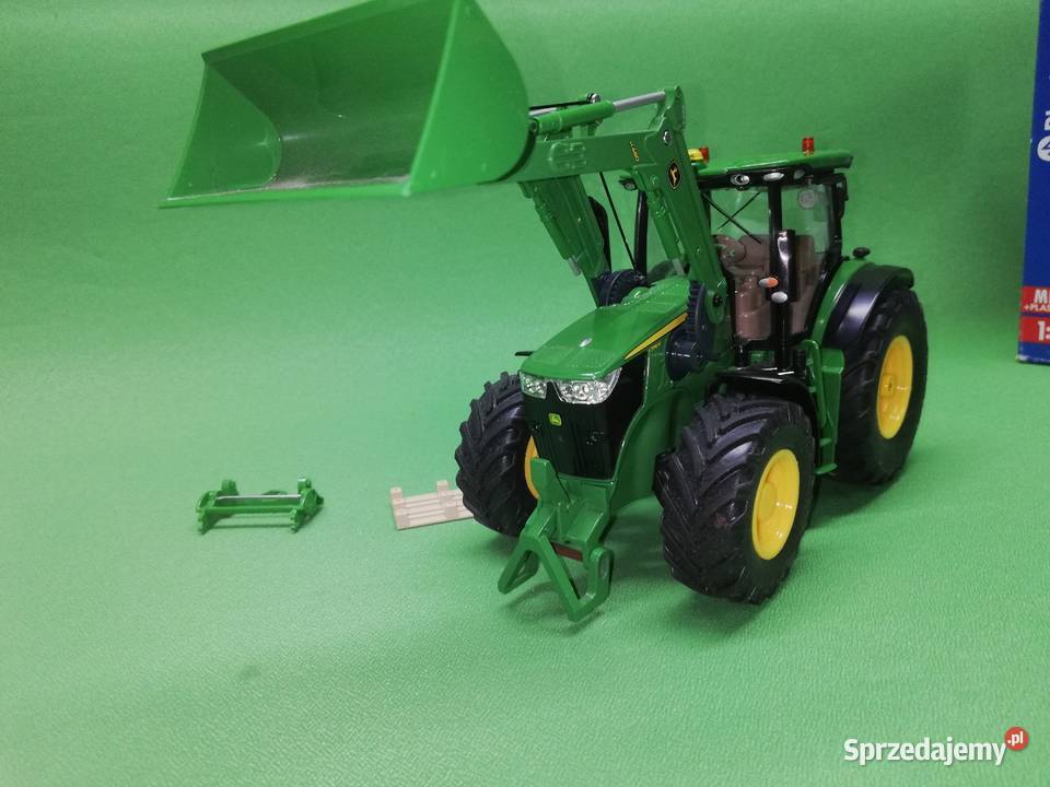 Traktor Siku John Deree sterowany aplikacją Łask