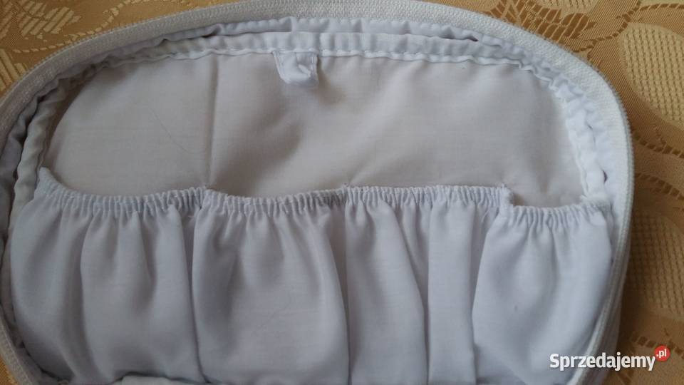 Kosmetyczka Emirates 15x22 również do 15cm Łódź sprzedam