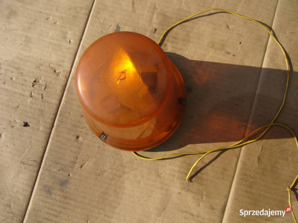 kogut sygnalizacyjny ciagnik koparka Majdan Królewski