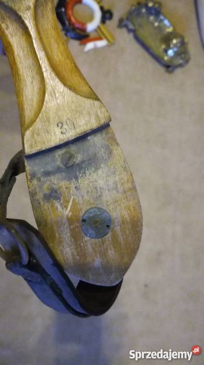 Stara drewniana łyżwa Nysa