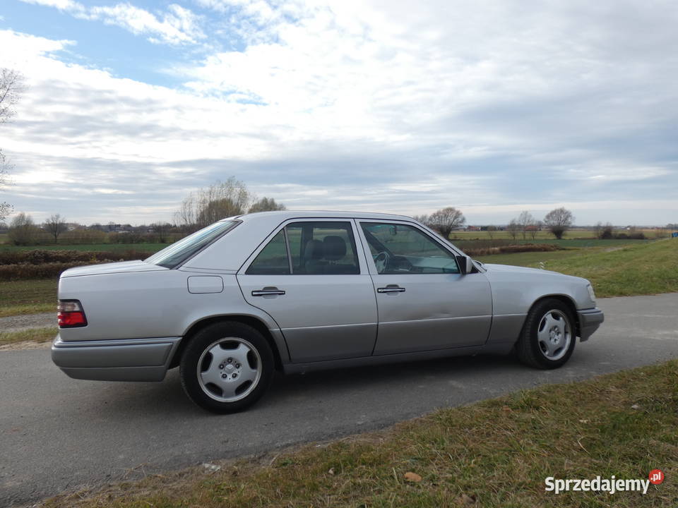 Mercedes W124 E200 Zaleszany