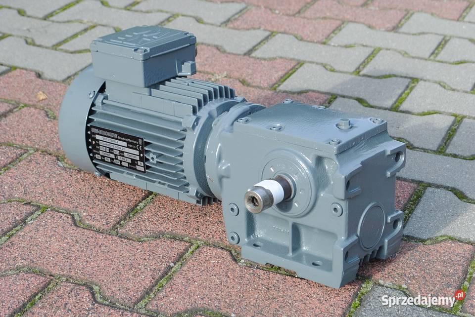 Motoreduktor kątowy 075kw 100obrmin Firmy SEW Kargowa