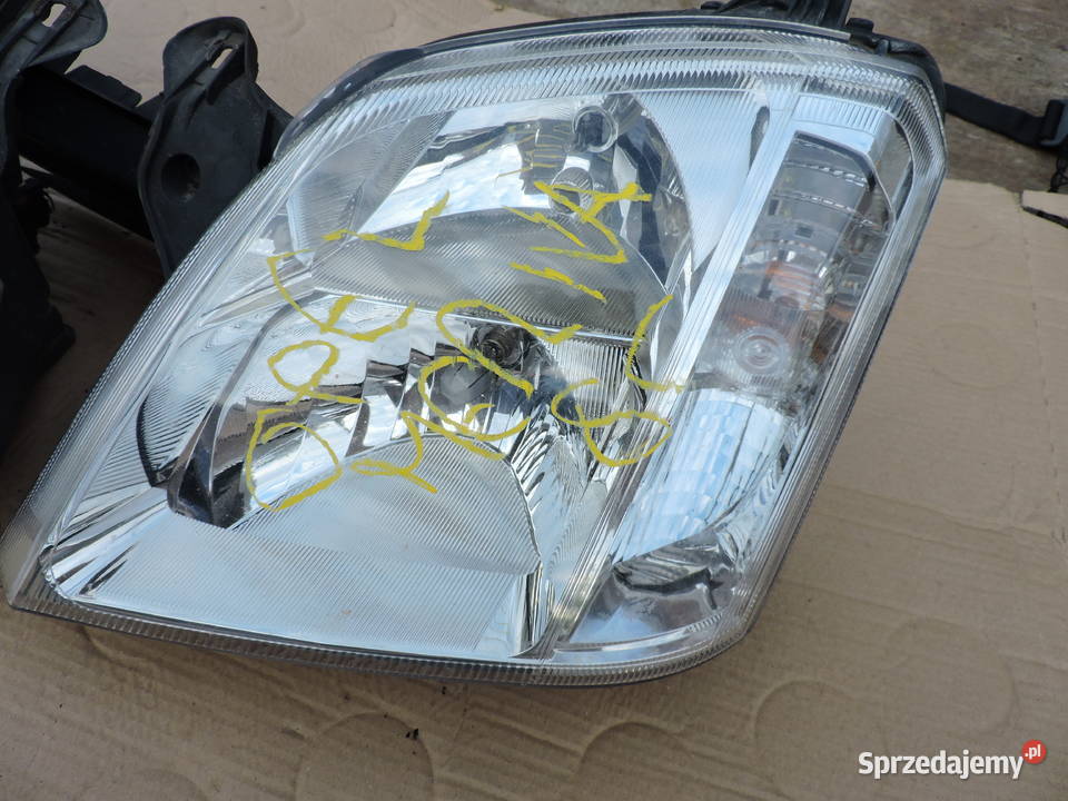 Lampy przód Opel Meriva osobowe Myszków