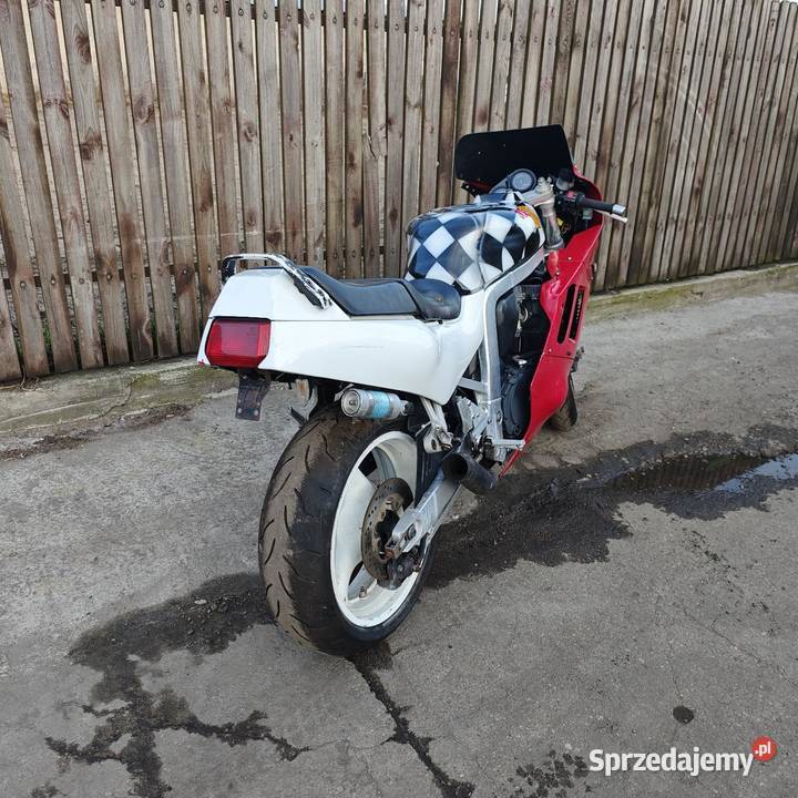 Suzuki GSXR 750 olejak zabytek 42600km sprzedam
