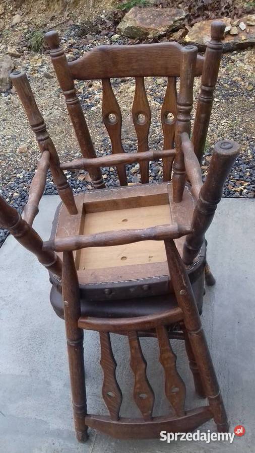 trzy stare krzesła debowe skórzane sidzisko Lubań