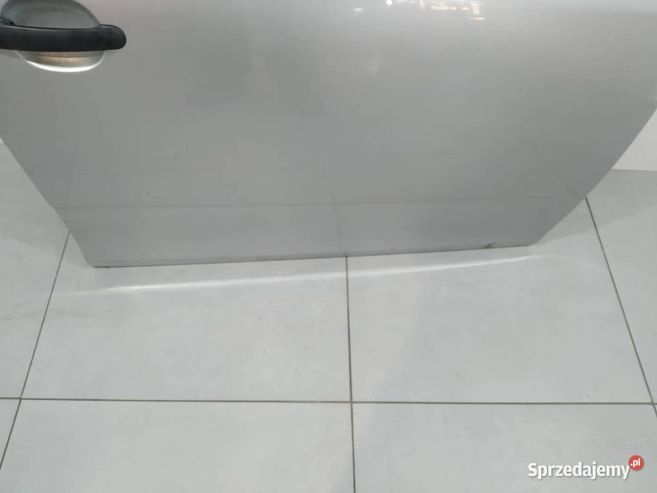 DRZWI PRAWE PRZÓD 9156 Skoda Fabia II 20072014 Drzwi Części samochodowe