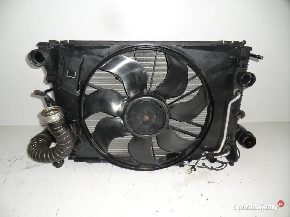 Pas przedni komplet chłodnic wentylator Mercedes