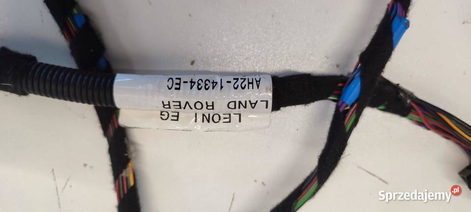 LAND ROVER DISCOVERY 4 WIĄZKA PODSUFITKI osobowe