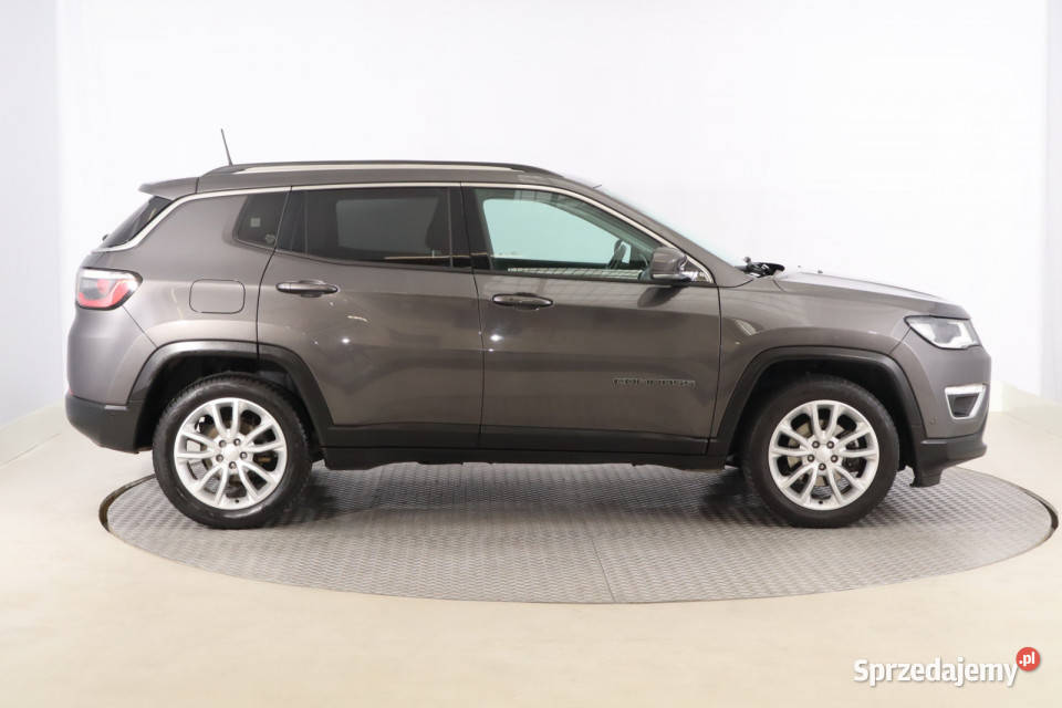 Jeep Compass 13 TGDI wielofunkcyjna kierownica Zabrze