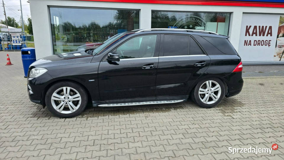 Mercedes ML 320 Polski Salon Harman Kardon I rej uszkodzony sprzedam