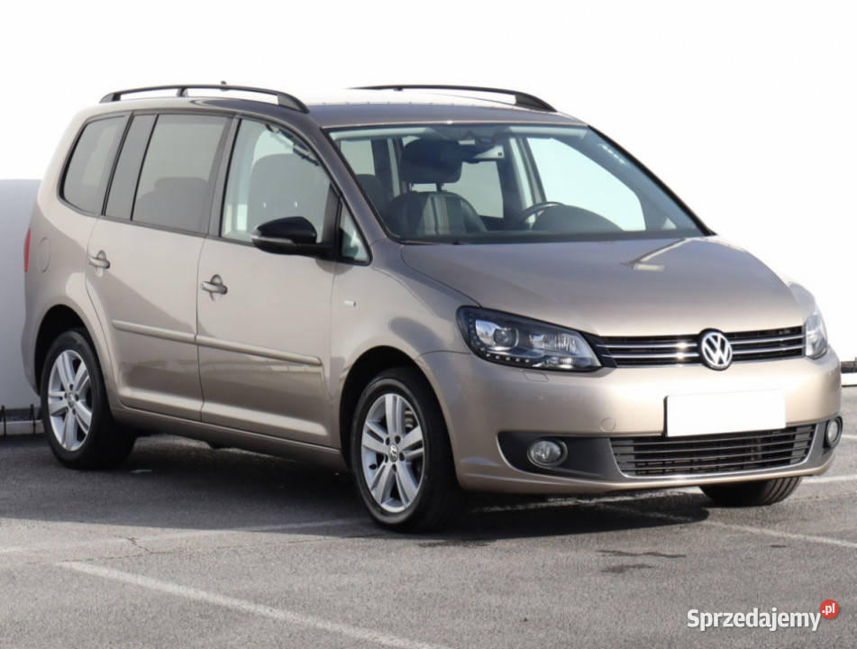 VW Touran 20 TDI reflektory ksenonowe