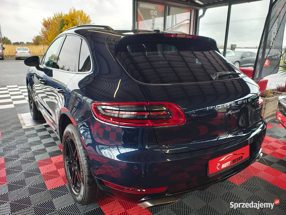 Porsche Macan 4x4 20Benzyna 245 27000 Bogate automatyczna Zarszyn