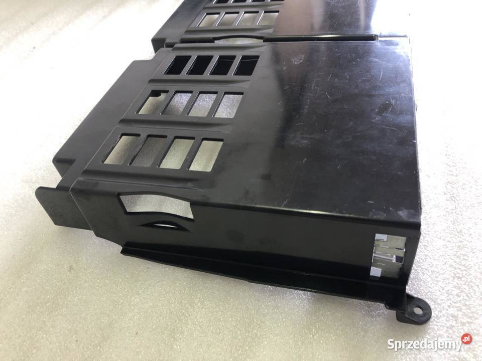 MOCOWANIE UCHWYT ZMIENIARKI 3D0857290B VW osobowe Sprzęt audio fabryczny