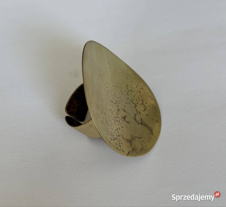 Pierścionek planeta art Bydgoszcz