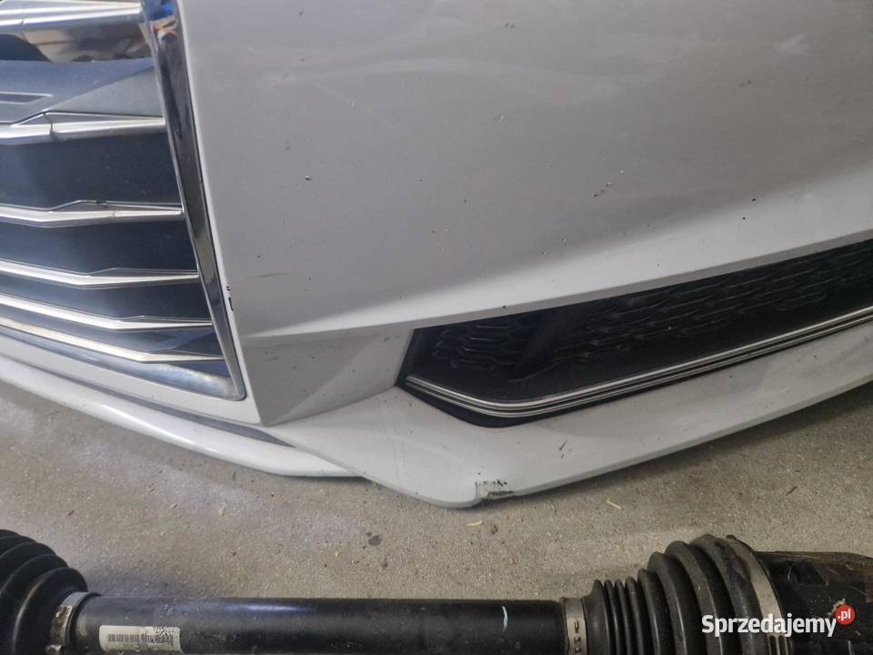 Audi a4 b9 zderzak przód sline LS9R Zgierz