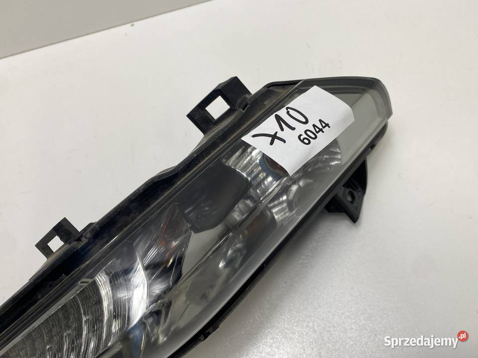 Piaggio X10 125 PRAWY KIERUNEK KIERUNKOWSKAZ TYŁ sprzedam