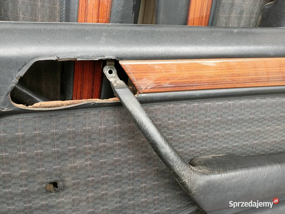 Mercedes W124 boczki drzwiowe czarne przód tył świętokrzyskie