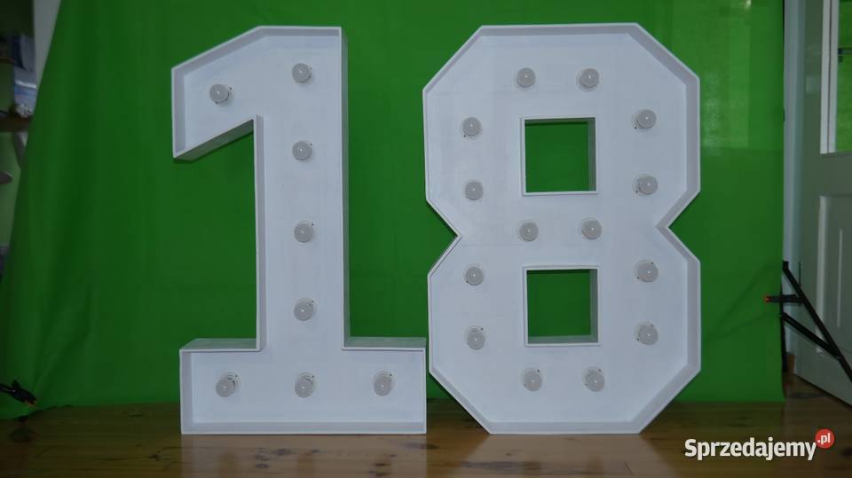 Cyfra 18 w 3D Leszno