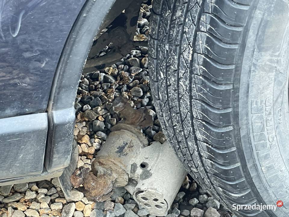 Plotek i stoliki do ogródka piwnego