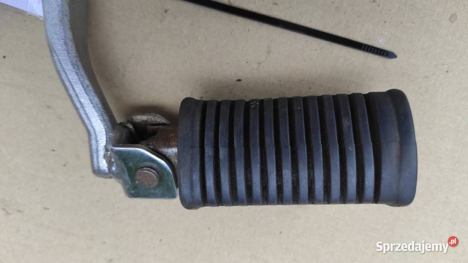 Suzuki GN 125 podnóżek kierowcy lewy prawy do Warszawa