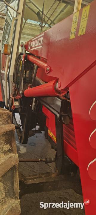 Tur ładowacz czołowy Mailleux MX 3 sekcje Massey Kasina Wielka